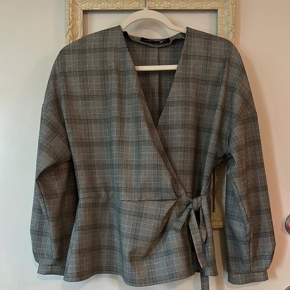 ZARA | Black and White Checkered Wrap Blouse Top Blazer with Puff Sleeves - Picture 2 of 16